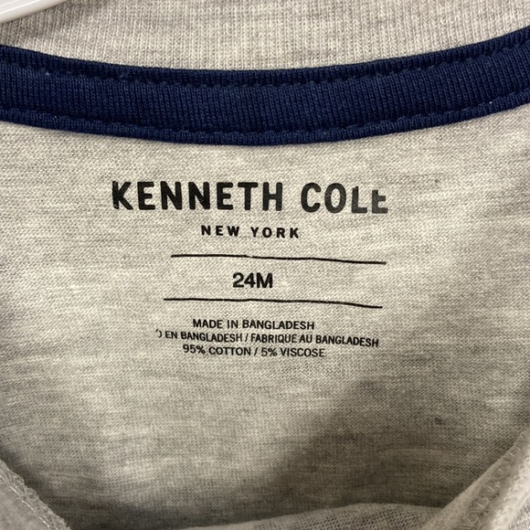Nwt Kenneth Cole 3 pc. Set 2 shortsleeved tees and joggers 24m - Picture 5 of 8